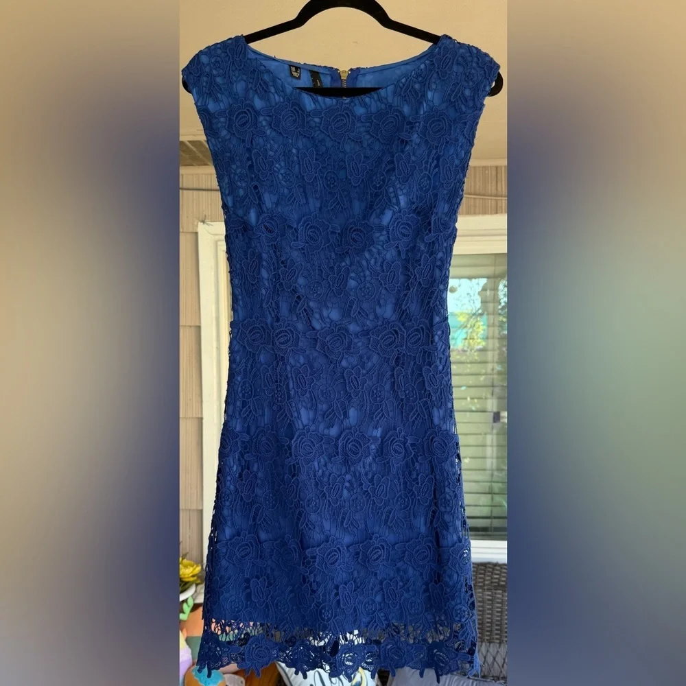 Mango Suit Royal Blue Floral Lace Sheath Dress Scalloped Hem Size 4 - Picture 1 of 11